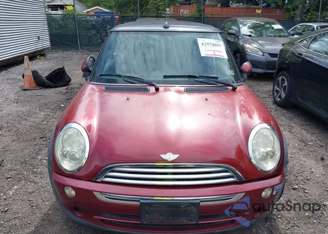 2007 Mini Cooper z USA, uszkodzony, nr VIN WMWRF33507TF66764